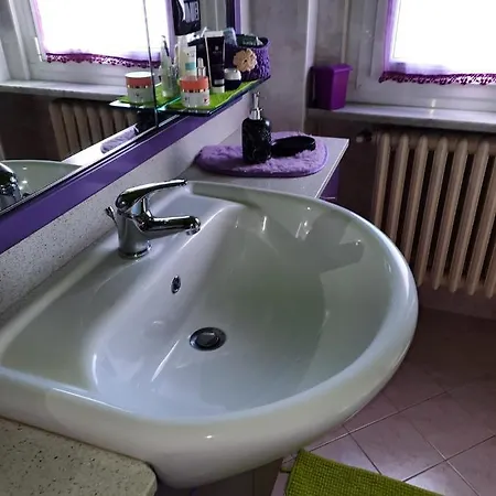 Casa Vacanze Charlie * Nizza Monferrato